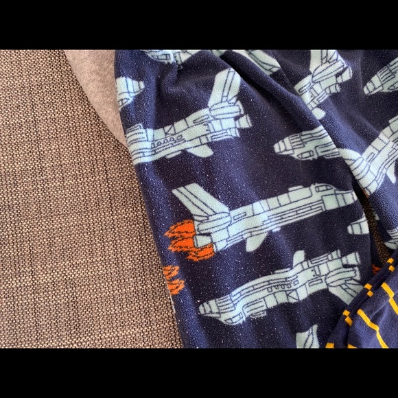 2 sets of toddler pajamas - Picture 2 of 3